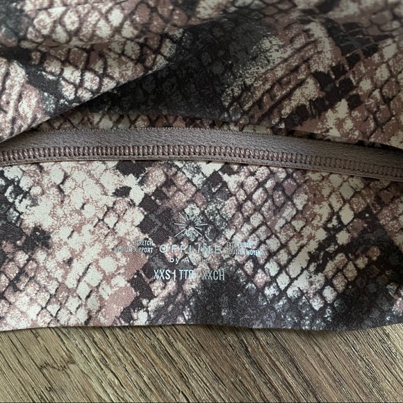 Aerie offline Snake Print Sports Bra - Picture 5 of 5